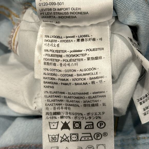 Levi's Women's Button Front 721 High Rise Ankle Skinny Jeans Light Wash Size 33 - Picture 8 of 8